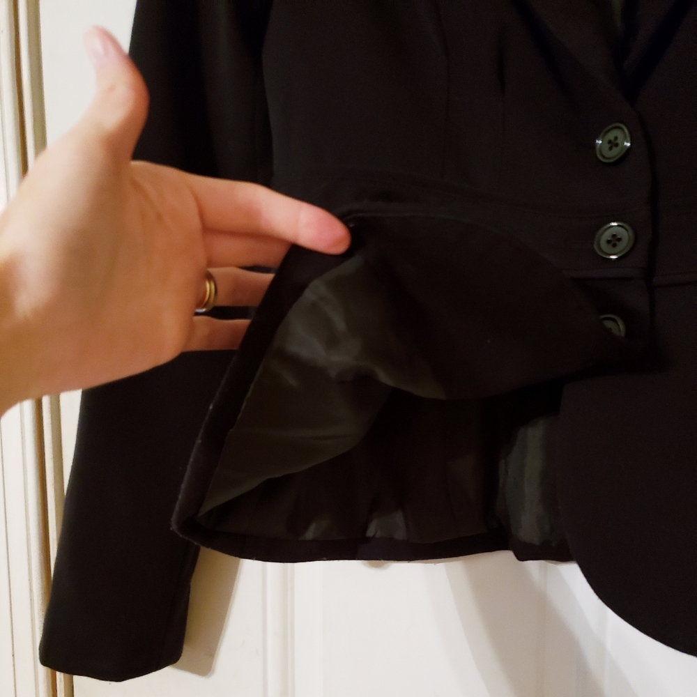 Elle women's size 8 black blazer - Picture 7 of 11